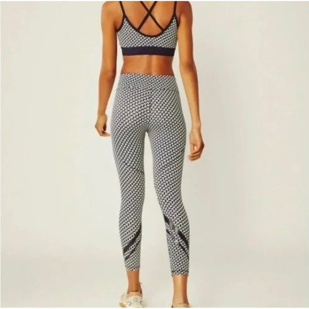 Tory Sport navy and white geometric pattern athletic leggings size XS